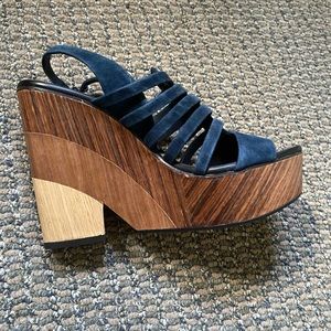 Brand new, Onia Vince Camuto Platforms